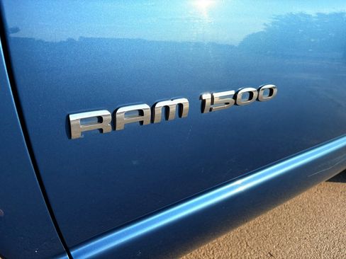 Used 2004 Dodge Ram 1500 Truck ST w/ ST Value Group image 8