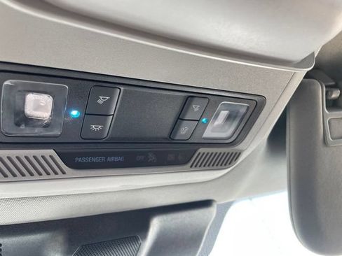 Used 2025 Ford F250 XLT AWD/4WD image 19