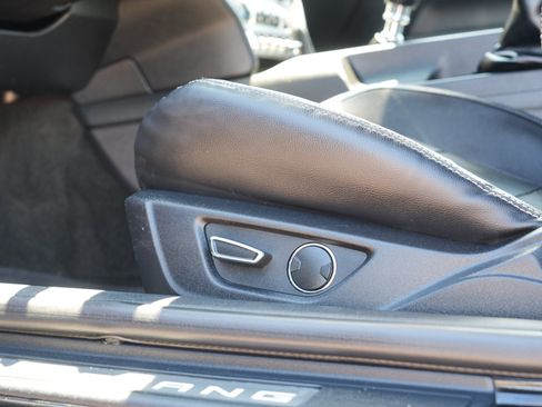 Used 2018 Ford Mustang GT Premium w/ GT Performance Package RWD image 18
