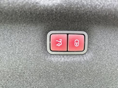 Certified 2023 Mercedes-Benz SL 63 AMG 4MATIC image 21