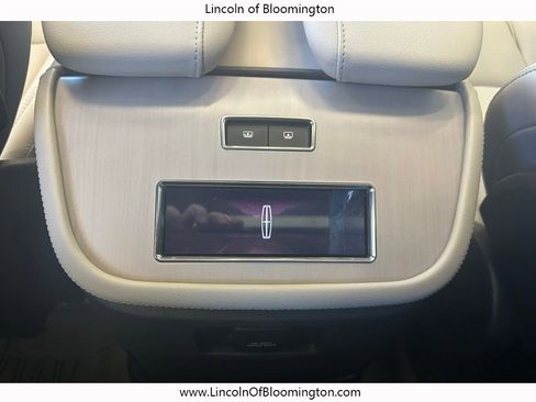 New 2025 Lincoln Navigator L Reserve image 44