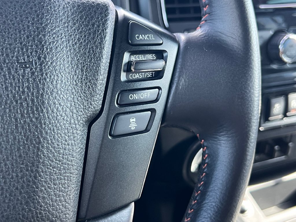 Used 2024 Nissan Titan PRO-4X w/ Pro-4x Convenience Package AWD/4WD image 12