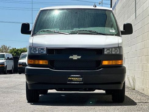 New 2026 Chevrolet Express 2500 w/ Driver Convenience Package RWD image 11
