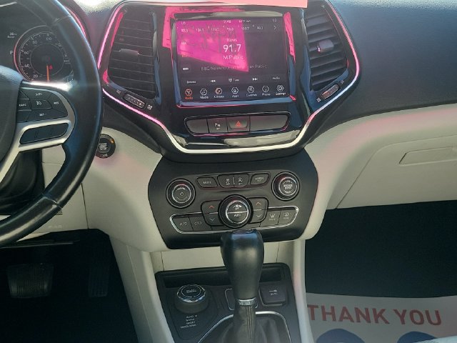 Used 2020 Jeep Cherokee Limited AWD/4WD image 28