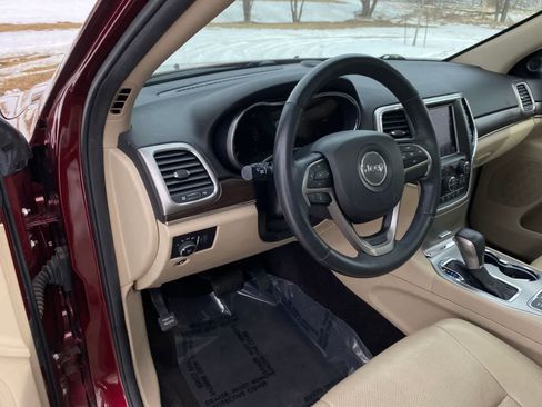 Used 2018 Jeep Grand Cherokee Limited w/ Luxury Group II image 12