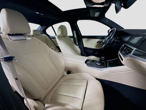 Used 2020 BMW 330i Sedan w/ Convenience Package image 29