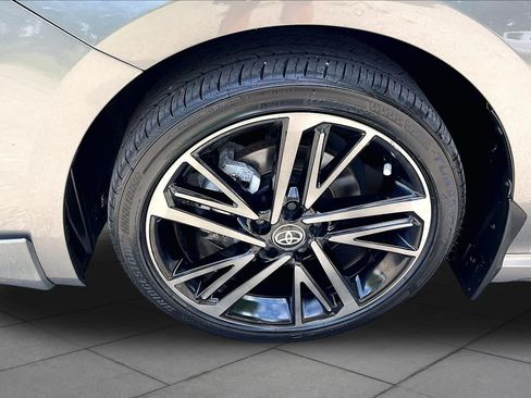 Certified 2025 Toyota Camry XSE AWD/4WD image 11