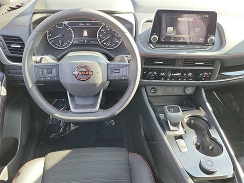 New 2026 Nissan Rogue SV image 5