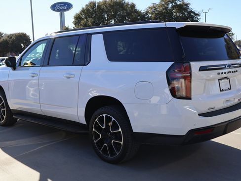 Used 2023 Chevrolet Suburban RST image 10