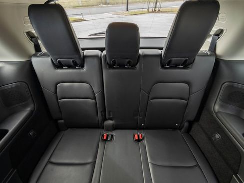 Used 2022 Nissan Pathfinder Platinum w/ Cargo Package image 16