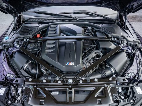 Used 2025 BMW M4 Competition w/ Executive Package RWD image 31