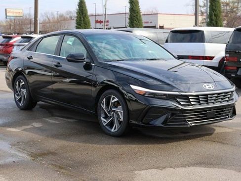 New 2026 Hyundai Elantra Limited image 1