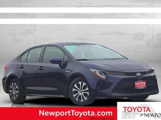 Used 2021 Toyota Corolla LE FWD video 1