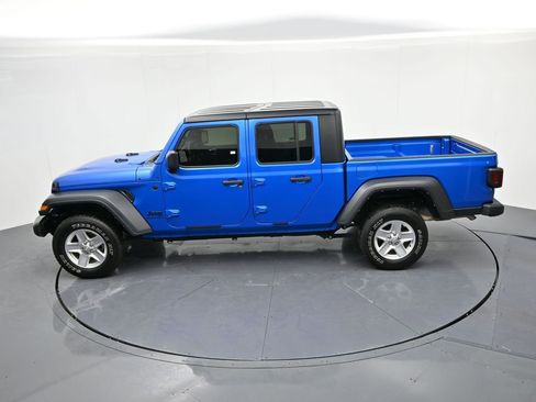 Used 2023 Jeep Gladiator Sport image 18