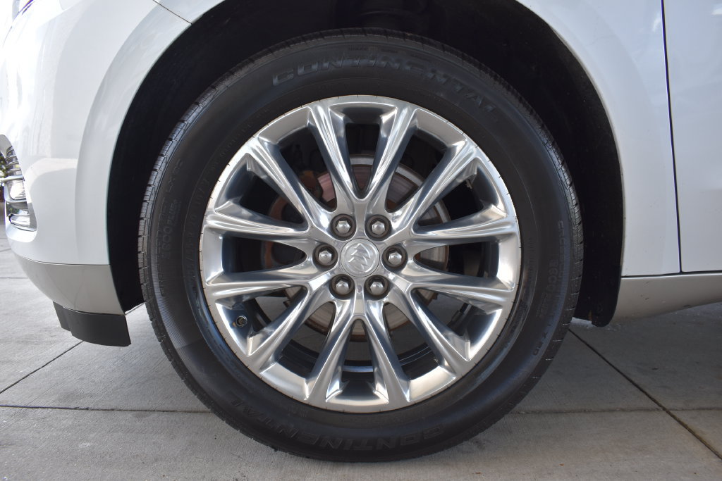 Used 2018 Buick Enclave Premium w/ Experience Buick Package FWD image 13