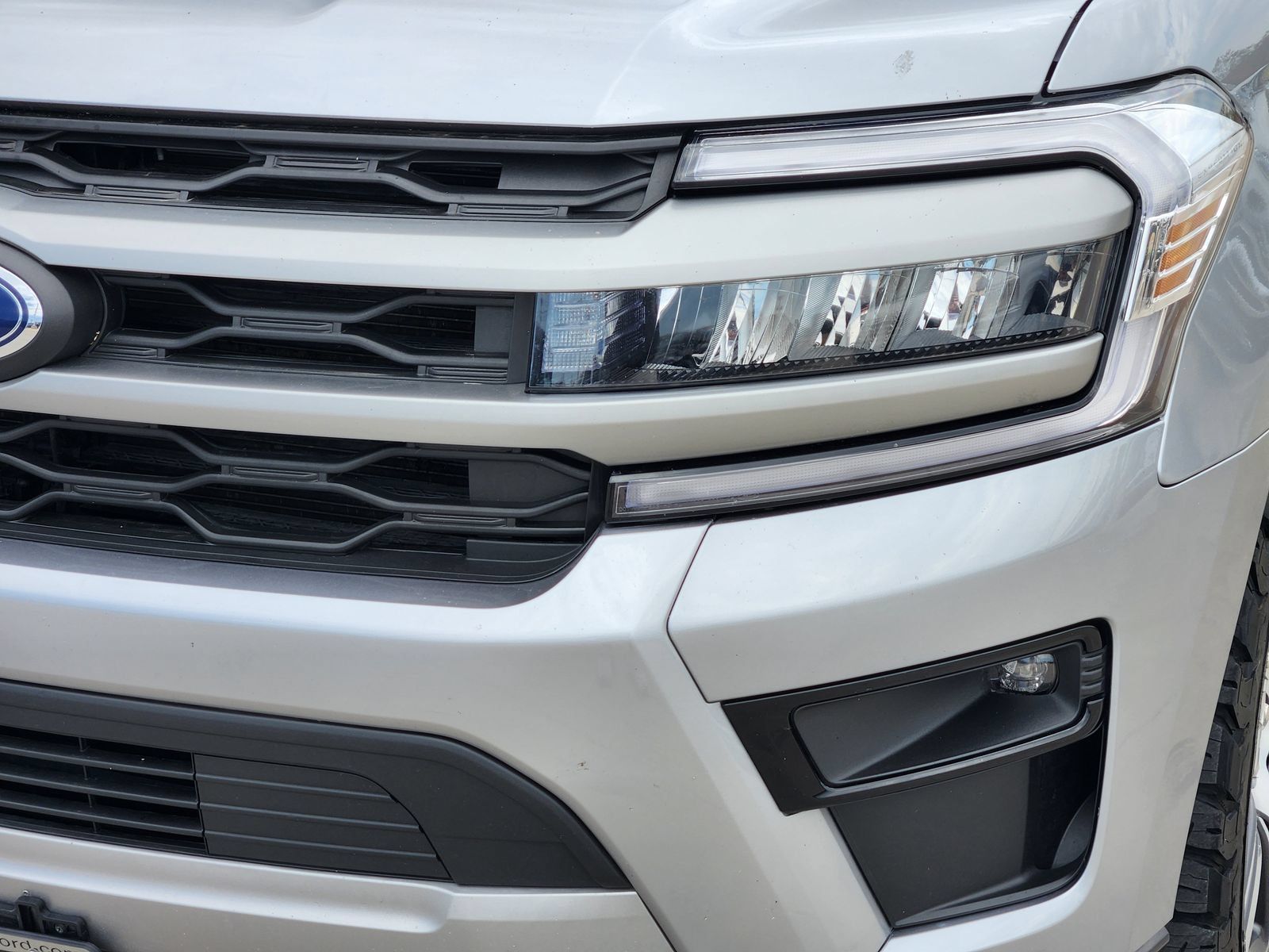 Used 2023 Ford Expedition XLT AWD/4WD image 11