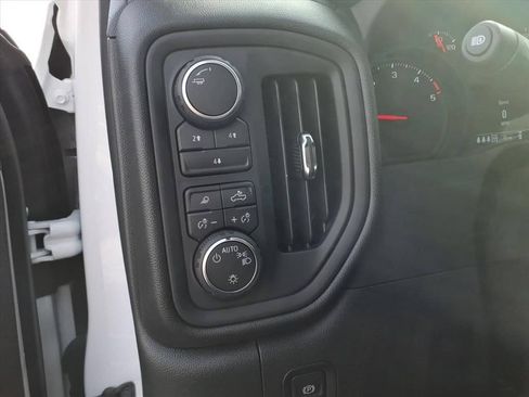 New 2026 Chevrolet Silverado 2500 Custom w/ Custom Value Package AWD/4WD image 15