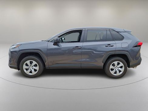 Used 2024 Toyota RAV4 LE AWD/4WD image 6