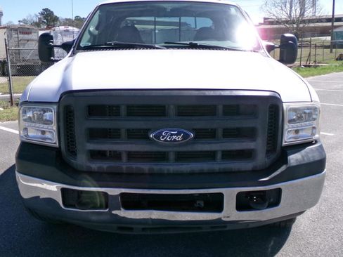 Used 2006 Ford F350 XL image 6