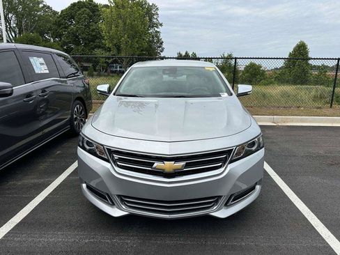 Used 2016 Chevrolet Impala LTZ FWD image 2
