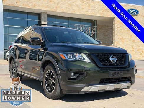 Used 2019 Nissan Pathfinder SL image 18
