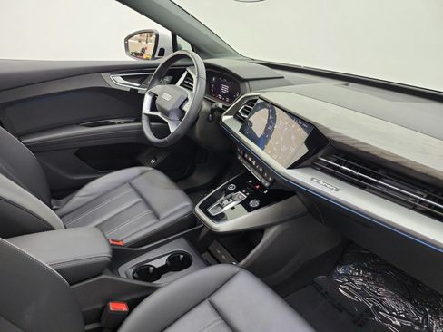 Used 2023 Audi Q4 e-tron Premium Plus w/ Premium Plus AWD/4WD image 17