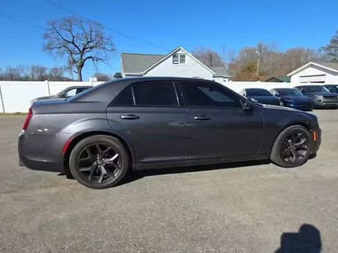 Used 2021 Chrysler 300 S image 2