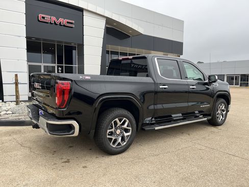 New 2026 GMC Sierra 1500 SLT w/ SLT Premium Plus Package image 3