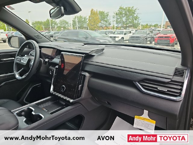 Used 2024 GMC Acadia Elevation w/ Luxury Package AWD/4WD image 35