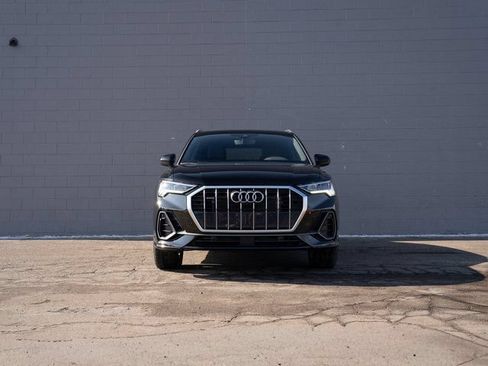 Certified 2025 Audi Q3 2.0T Premium Plus w/ Premium Plus Package AWD/4WD image 10