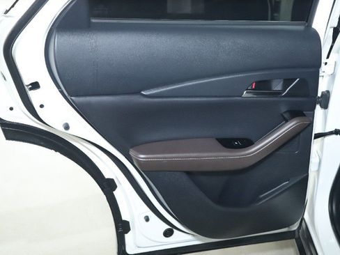 Used 2023 MAZDA CX-30 AWD 2.5 S w/ Premium Package image 13