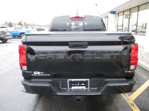 Used 2024 Chevrolet Colorado Trail Boss w/ Advanced Trailering Package image 4