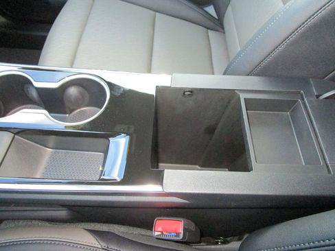 New 2026 Chevrolet Equinox LT w/ Convenience Package II image 37