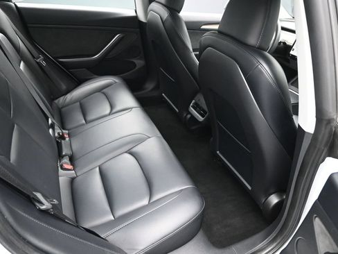Used 2023 Tesla Model 3 Standard Range RWD image 29
