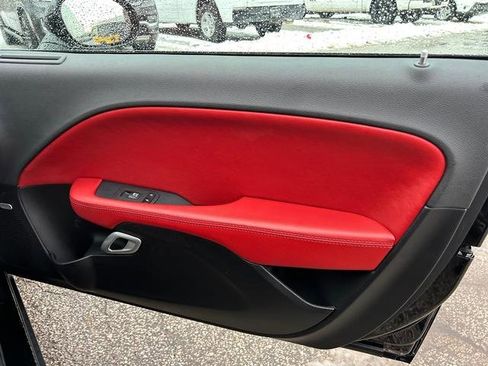 Used 2023 Dodge Challenger R/T w/ Blacktop Package image 29