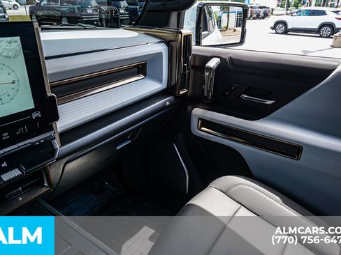 Used 2024 GMC Hummer EV 2X w/ LPO, Illumination Package AWD/4WD image 47