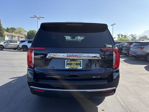 Used 2024 GMC Yukon SLT AWD/4WD image 7