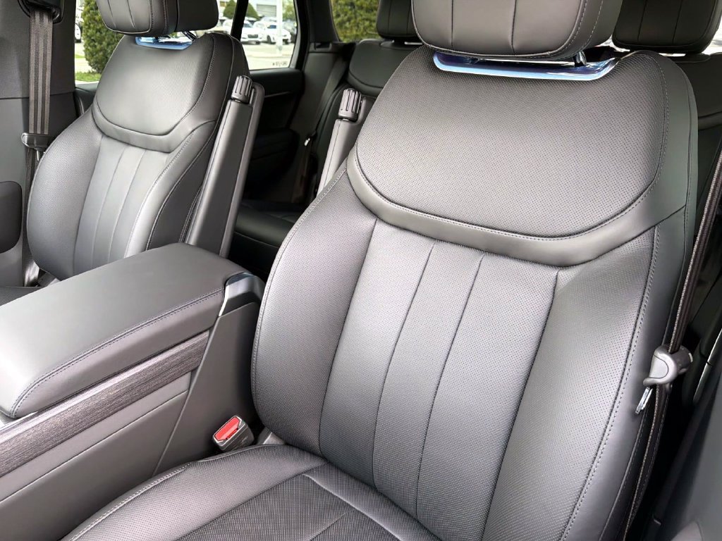 New 2026 Land Rover Range Rover SE AWD/4WD image 19