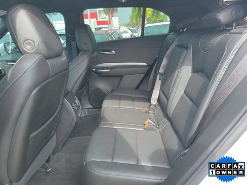 Used 2025 Cadillac XT4 Premium Luxury FWD image 8