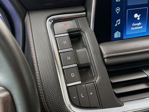 Used 2023 Chevrolet Tahoe RST w/ Luxury Package image 19