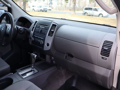 Used 2012 Nissan Xterra S image 17