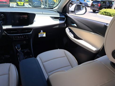 New 2026 Buick Encore GX Avenir w/ Avenir Technology Package image 17