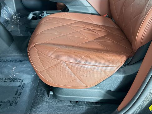 Used 2023 BMW iX xDrive50 w/ Premium Package image 20