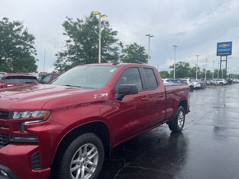 Used 2021 Chevrolet Silverado 1500 RST w/ Z71 Off-Road Package AWD/4WD image 5