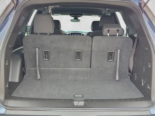 Used 2023 Chevrolet Traverse LT w/ LPO, Floor Liner Package AWD/4WD image 6