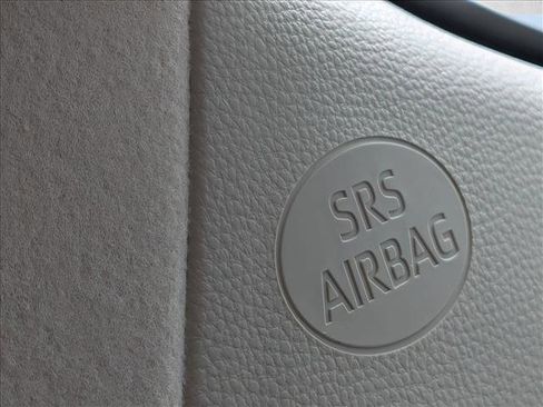 Used 2024 Toyota Corolla XLE image 12