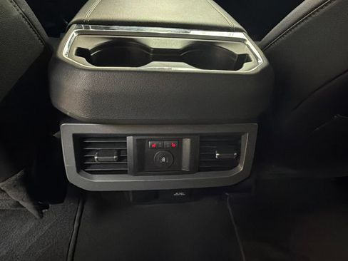 Used 2024 Ford F250 Lariat AWD/4WD image 14