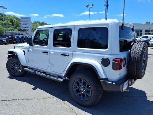 New 2026 Jeep Wrangler Unlimited Sport AWD/4WD image 6