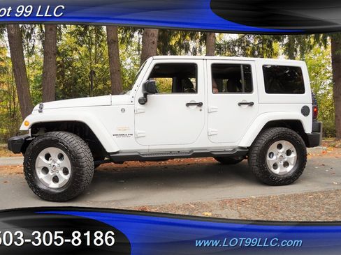 Used 2014 Jeep Wrangler Unlimited Sahara w/ Connectivity Group image 5