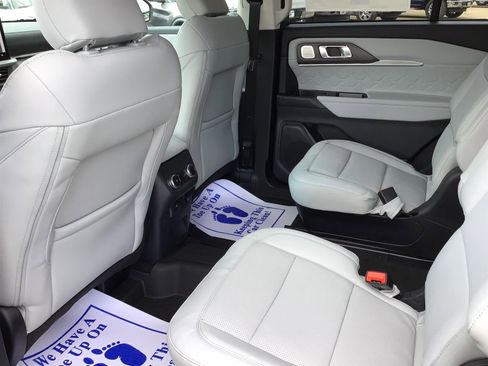 New 2026 Ford Explorer Platinum w/ LUX Leather Package image 12